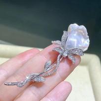 Meier Pearl corsage, elegant rose brooch, copper micropaved zircon thick gold-plated pin