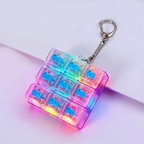 Fidget žaidimų rinkiniai LED klaviatūros raktų pakabukas Kristalinis clickeris