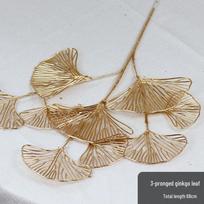 Raudonos amalo uogos Dirbtinės gėlės Laimės kibiras Naujųjų Metų Namų Dekoras beige