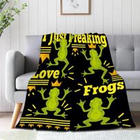 Frog Blanket Soft Warm Lightweight, Kawaii Frog Throw Blanket Cozy Plush Warm Blankets for Women Men Boys Girls Gifts King Size 75x90cm