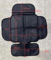 Žaidimų zona | PC | Konsolės | Priedai // Žaislai ir žaidimai vaikams // DA275C MATA OCHRONNA POD FOTELIK ISOFIX