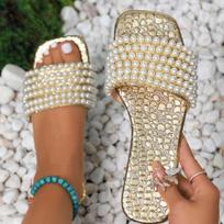 Fashion Women Slippers 2025 New Pearl Flat Slippers Plus Size Square Head Beach Shoes Women Holiday Lightweight Sandals Slides Women 36