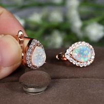 Wind simple water drop Opal white diamond earrings