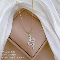 Green-Eyed Snake Personality Minimalist Wind Stove Real Gold Necklace Female Collarbone Chain