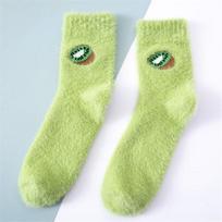 Kawaii Moteriškos Fluffy Vaisių Kojinės Šiltos Pūkuotos Kojinės Moterims Madingos Šiltos Avokado, Vyšnių, Baklažanų Grindų Miego Kojinės tamsiai žalia spalva