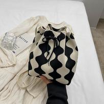 2026 Trendy Personality Daily Heart Pattern Canvas Simple Women's Shoulder Bag Crossbody Bag Drawstring Bag juoda