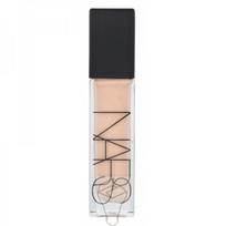 „Nars Natural Radiant“ ilgalaikio poveikio makiažo pagrindas, 30 ml