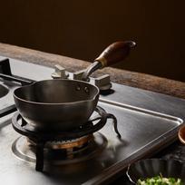 Wrought Iron Non-stick Mini Wok with Wooden Handle