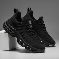 Sports Shoes Soft Sole Ultra Lightweight Breathable Non-slip Wear-resistant Men's Sports Shoes 47 raudona