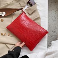 Yogodlns Crocodile Pattern Clutch PU odinė rankinė Madinga vokų krepšys Prabangus telefono monetų piniginė Vakarėlis vakarienės krepšys moteriškas maišelis 33x1x24cm raudona