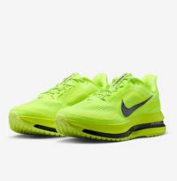 Nike Pegasus Premium Volt Baltas Juodas HQ2592-700 EU 42 juoda/balta