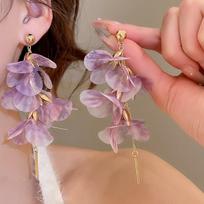Seaside vacation wind super fairy fabric flower earrings light luxury high-end earrings fashionable sweet fresh earrings wholesale