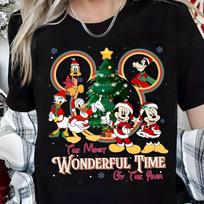 The Latest Hotselling Mickey Christmas Shortsleeved Fashion Loose Unisexs and Womens Same Crew Neck Cotton Tshirt S