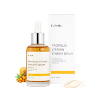 iUNIK Propolis Vitamin Synergy Serum – raminantis ir maitinantis veido serumas
