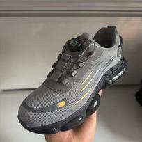 For lazy people, no-tie shoelaces, knob shoes, summer anti-smashing and anti-piercing safety shoes, flying knitting tooling shoes Gray;36