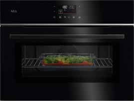 Įmontuojama orkaitė AEG 6000 serija „CombiQuick“ TK6NK40PB