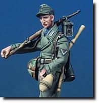 Darius Miniatures WWII German Panzergrenadier Training Regiment Soldier with Normandy 1944 Resin Kit DMF35104 1/35 Panzerfaust, (Person)