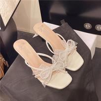 High-heeled slippers, thin-heeled retro half slippers 2025 new summer pearl bow one-pedal cool slippers 35 smėlis