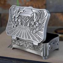 New Vintage Metal Jewelry Box Last Supper Jewelry Storage Eucharistic Box Earring Organizer Small Cat Earring Holder United States