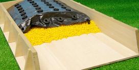 Kids Globe 1:32 Siloso Folija + 50 Padangų