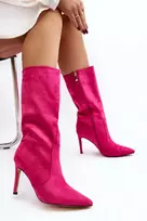 Ryškiai rožiniai ilgaauliai batai virš kelių Step in style
