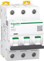 iC60N 3P, 3 A, D Miniature circuit-breaker Acti9 A9F75303 | 3606480080678