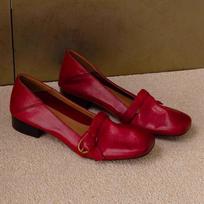 Soft leather version~ soft sole soft surface comfortable women's shoes new red small leather shoes low heel square head light mouth versatile single 35 raudona