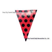Seven-Spot Ladybug Triangle Banner for Party Decoration red