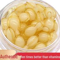 Kairiarankių vitamino C esencijos kapsulės: Balinanti, Drėkinanti, Atjauninanti, Poras sutraukianti, Raukšles mažinanti odos priežiūra. 20 Capsules in Bag orange