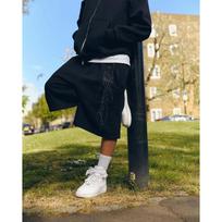 VibeStreet Baggy Sports Jogging Summer Casual Basketball Y2K Harajuku Street Fashion Acrylic Knit High Waist Capri Shorts for Men and Women S juoda