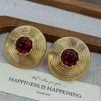 Personalized Retro Coil Stud Earrings, High-End Women'S Light Luxury Court Style Inlaid Red Earrings, Earrings.