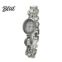 Oval Dial Women Watch Ladies Bracelet Faux Pearl Vintage Quartz sidabro baltos spalvos