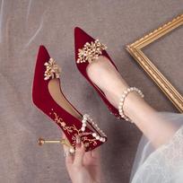 Madingi moteriški raudoni aukštakulniai Elegantiški mados dizainerio smailūs aukštakulniai Moteriški vandens deimantų šventiniai vestuviniai bateliai Tacones 34 brown