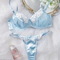 New blue hot-selling European and American erotic underwear embroidered sexy girl French pure desire bra set S šviesiai mėlyna spalva