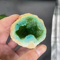 Green Agate Geode Treasure Bowl Crystal Ornament 3-5cm, 1 piece