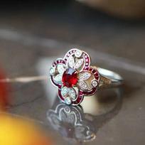 High Quality 925 Silver Inlaid Red Ruby Rings for Women Vintage Hollow Out Flower Exquisite Charms Banquet Wedding Jewelry resizable raudona