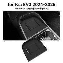 Kia EV4 24-26 Belaidžio įkrovimo silikoninis neslystantis kilimėlis centrinės konsolės apsaugai black