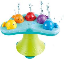 Prekė su pažeista pakuote. Vonios žaislų rinkinys Hape Musical Whale Fountain, įvairių spalvų