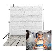 Baltos plytų sienos su medinėmis grindimis Fotografavimo fonas Vinilinė nuotraukų fono medžiaga Fotostudijos fotografavimo rekvizitai