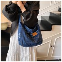 Versatile Korean Style Embroidered Denim Crossbody Bag for Women - Casual, Retro, Distressed Fashion Shoulder Bag tamsiai mėlyna spalva