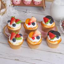 Fake Cupcake Fruit Cake Strawberry Artificial Food Simulation Refrigerator Stickers Wedding Photography Props Decoration
