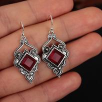 Vintage Chic Hook Engagement Wedding Jewelry Gemstone  Dangle  Ruby Ear Stud Red Agate Earrings