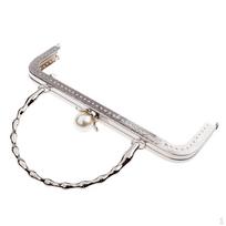 Rankinė, kvadratinė, sagė su perlo karoliukais, rankdarbiai, 20 cm Argento