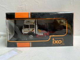 Diecast IXO 1/43 mastelio IVECO priekabos vilkikas Turbostar 1984 T2 lydinio automobilio modelis