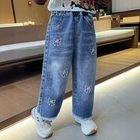 Girls' Soft Denim Washed Wide-Leg Jeans with Bowknot—Versatile Loose Fit for Baby Girls, Perfect for Spring and Autumn. 130