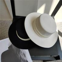 French Elegant Wool Felt Wide Brim Hat for Women, White Pearl Decorated Winter Fall Fashion Streetwear Hat Adjustable balta