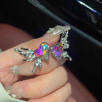 Aurora Heart Wing Ear Cuff: Elegant Diamond-Embedded Angel Elf Design for Women gray