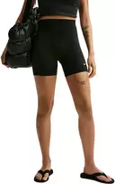 Šortai moterims Nike One juoda IO0809 010 (S)