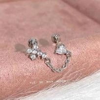 Double Ear Hole Cross Earring - Unique Japanese Korean Design, High-End Feel, Versatile Simple Cartilage Stud