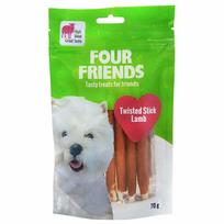Four Friends Dog Treats Twisted Stick Lamb kramtomasis skanėstas šunims su ėriena ir galvijų oda, 12,5 cm, 70 g